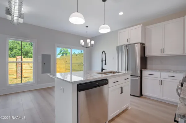 $297,500 | 424 Eraste Landry Road, Lafayette, LA 70506