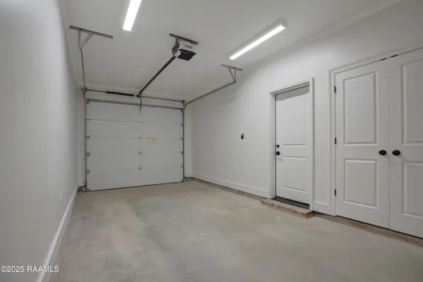 $297,500 | 424 Eraste Landry Road, Lafayette, LA 70506