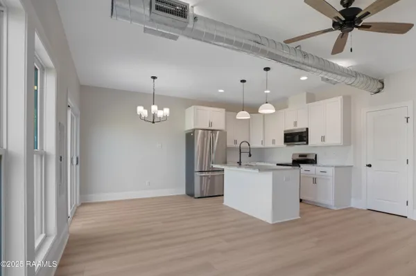 $297,500 | 424 Eraste Landry Road, Lafayette, LA 70506