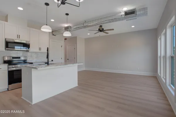 $297,500 | 424 Eraste Landry Road, Lafayette, LA 70506