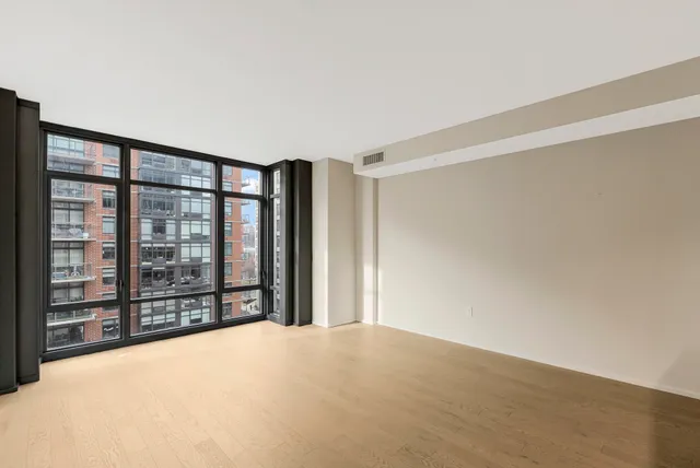$870,000 | 1425 Hudson Street, Unit 6C, Hoboken, NJ 07030