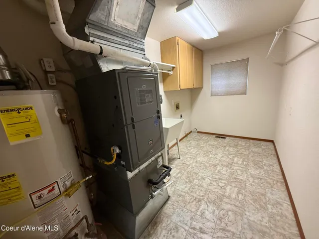 $882,000 | 7959 North Valley Street, Dalton Gardens, ID 83815