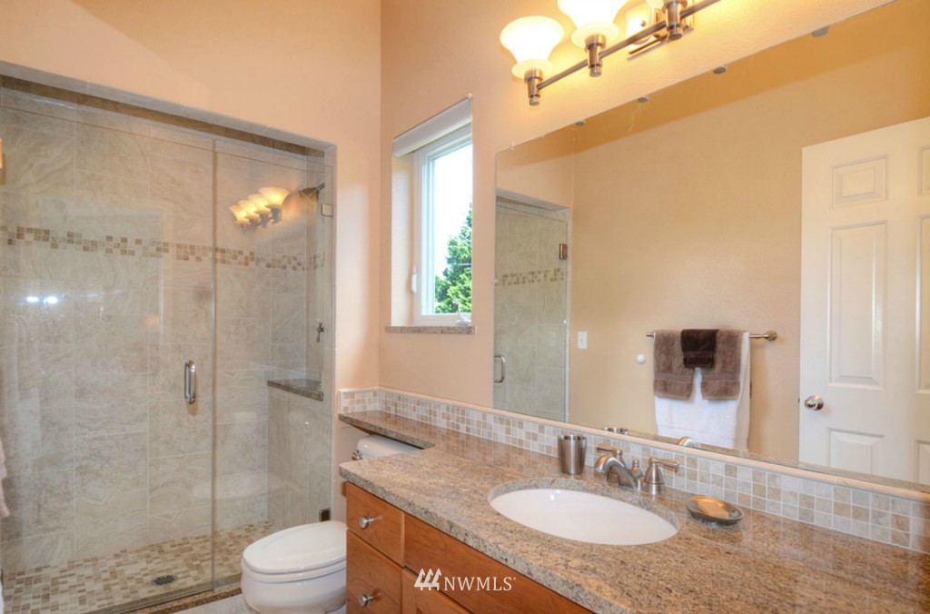 4015 Southwest Webster Street Seattle, WA 98136 - Photo 13 of 15 Gallery Image 13