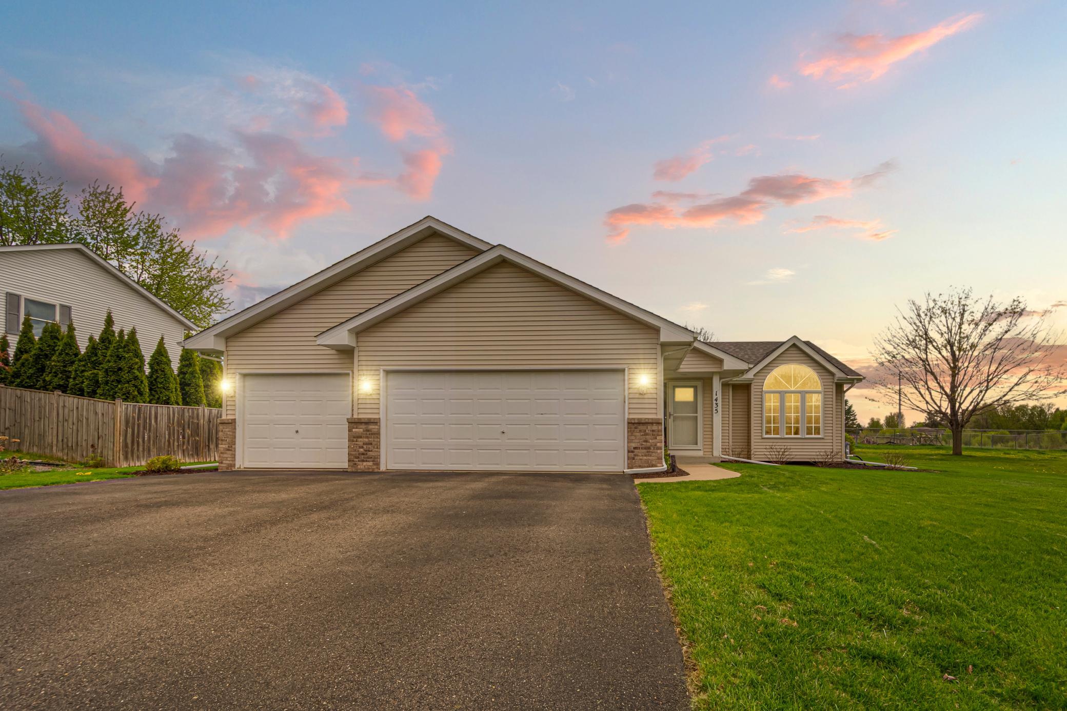 1435 Springwood Lane Faribault, MN 55021 - Photo 3 of 42