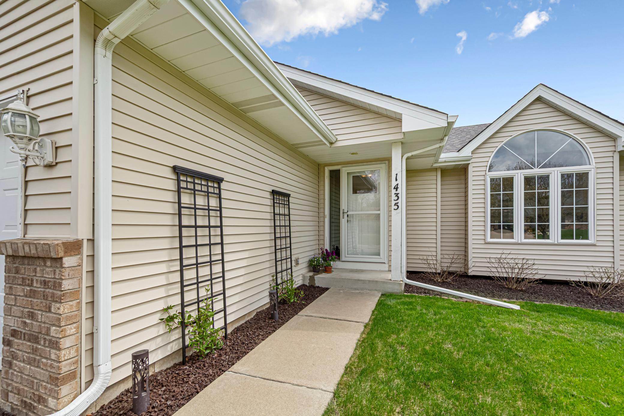 1435 Springwood Lane Faribault, MN 55021 - Photo 5 of 42