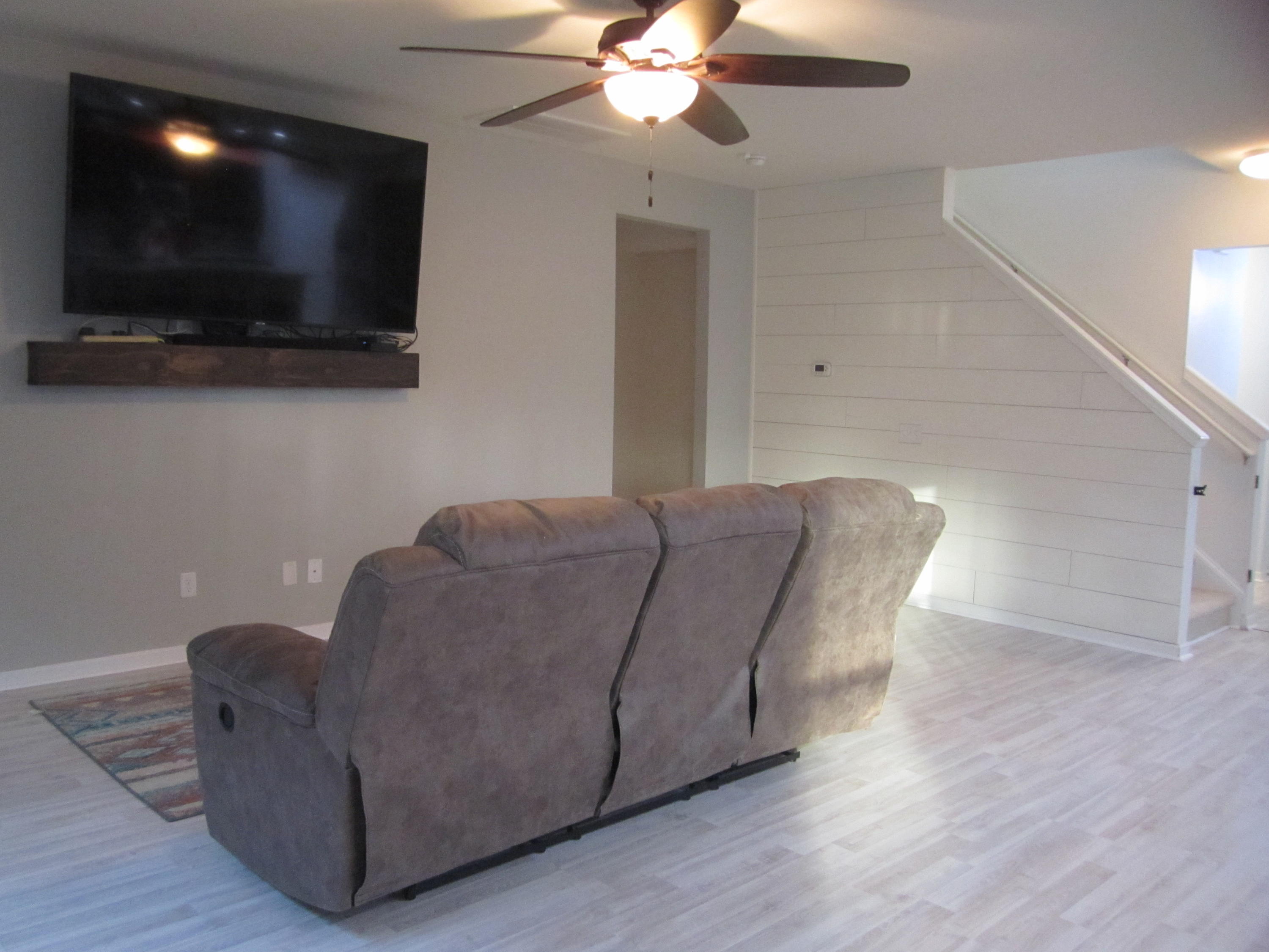 272 Decatur Drive Summerville, SC 29486 - Photo 19 of 42 Living Area