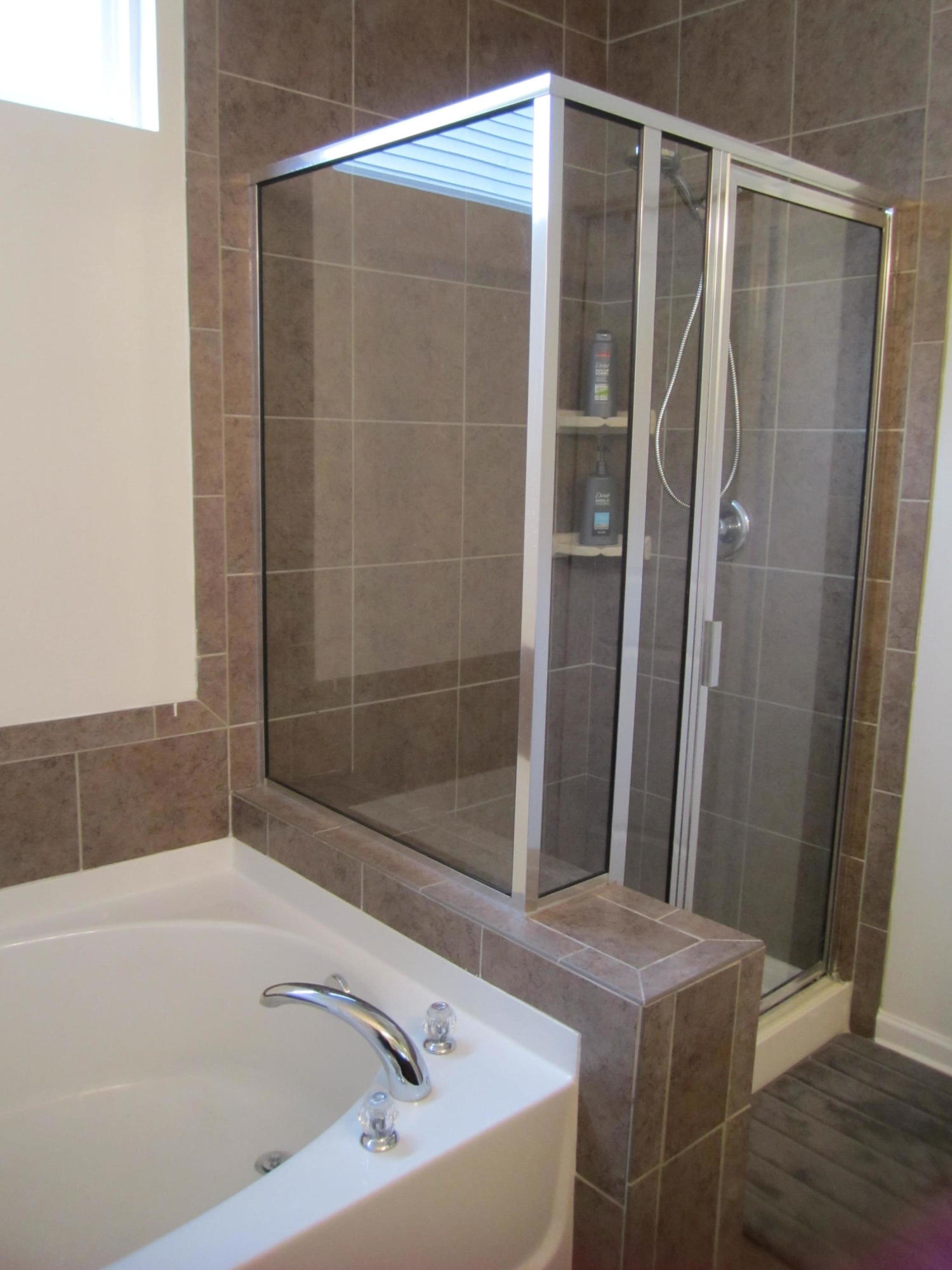 272 Decatur Drive Summerville, SC 29486 - Photo 23 of 42 Glass Shower & Soaker Tub