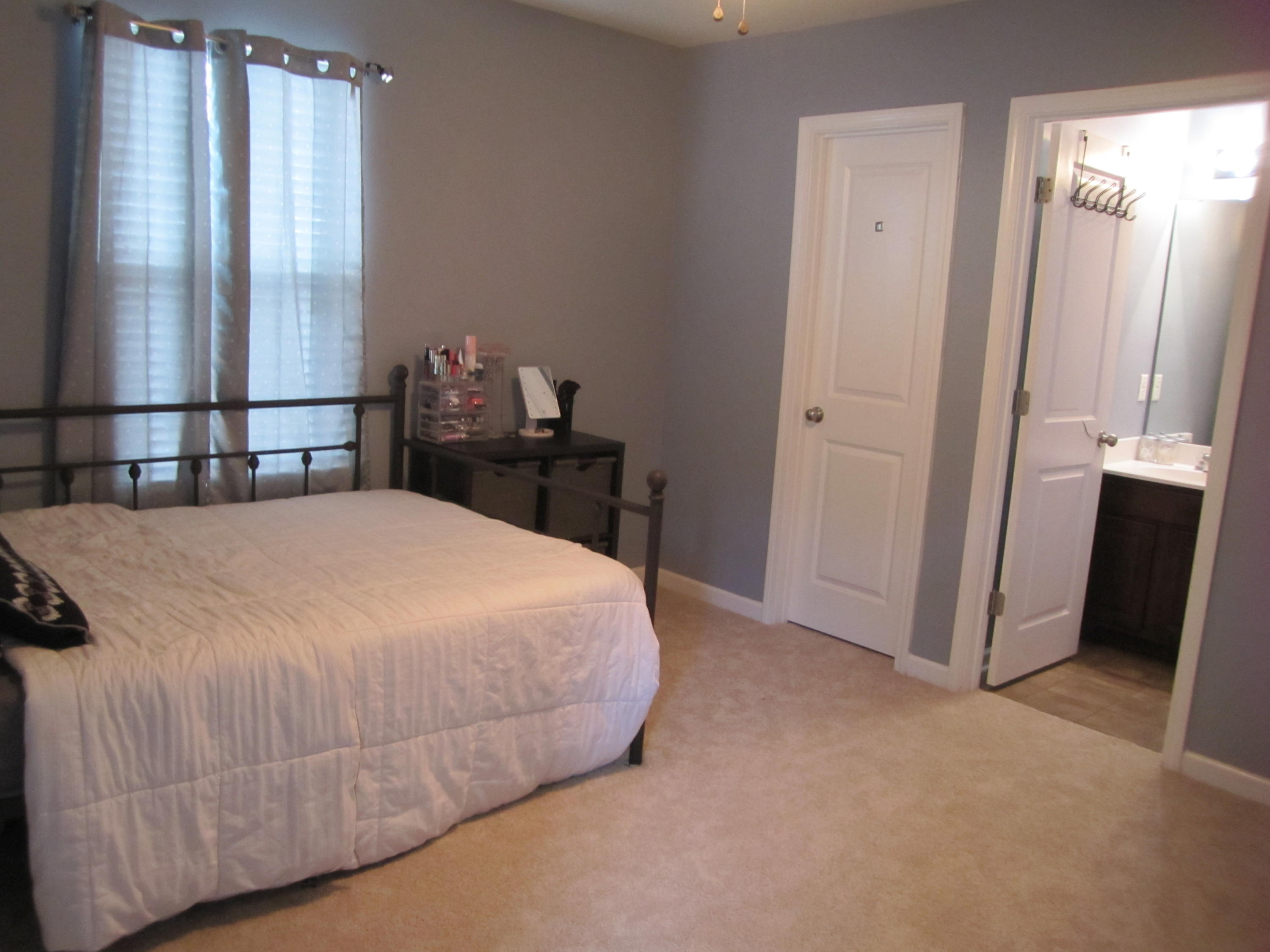 272 Decatur Drive Summerville, SC 29486 - Photo 33 of 42 Bedroom 4 & Bath