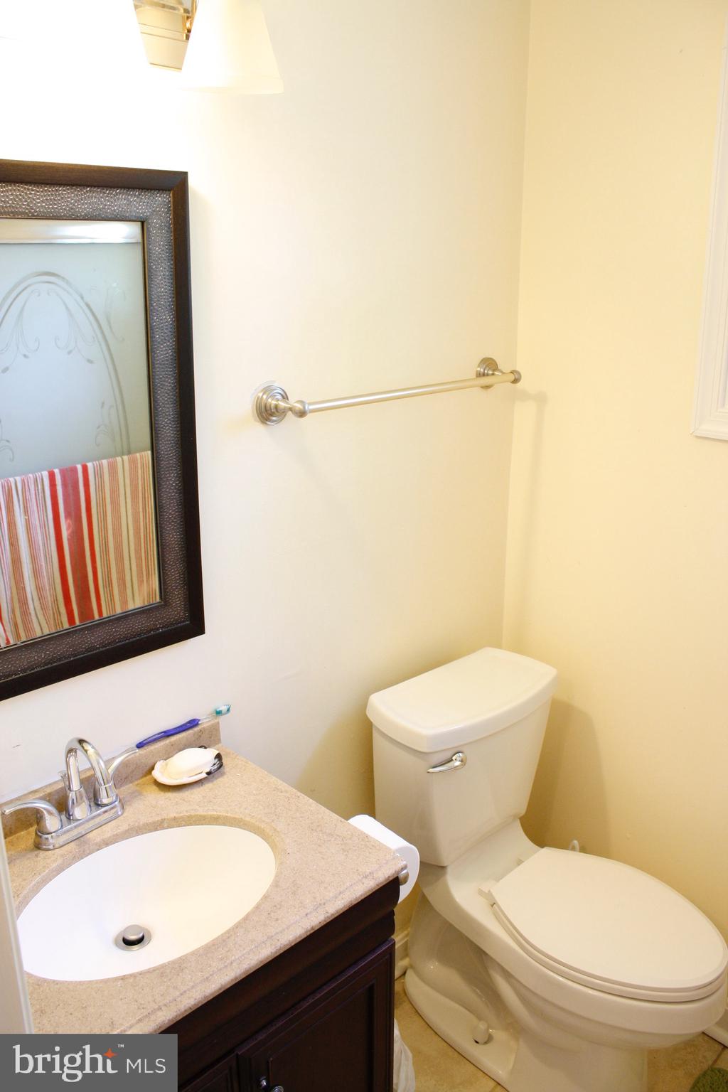 12214 Centerhill Street Silver Spring, MD 20902 - Photo 11 of 37 Gallery Image 11