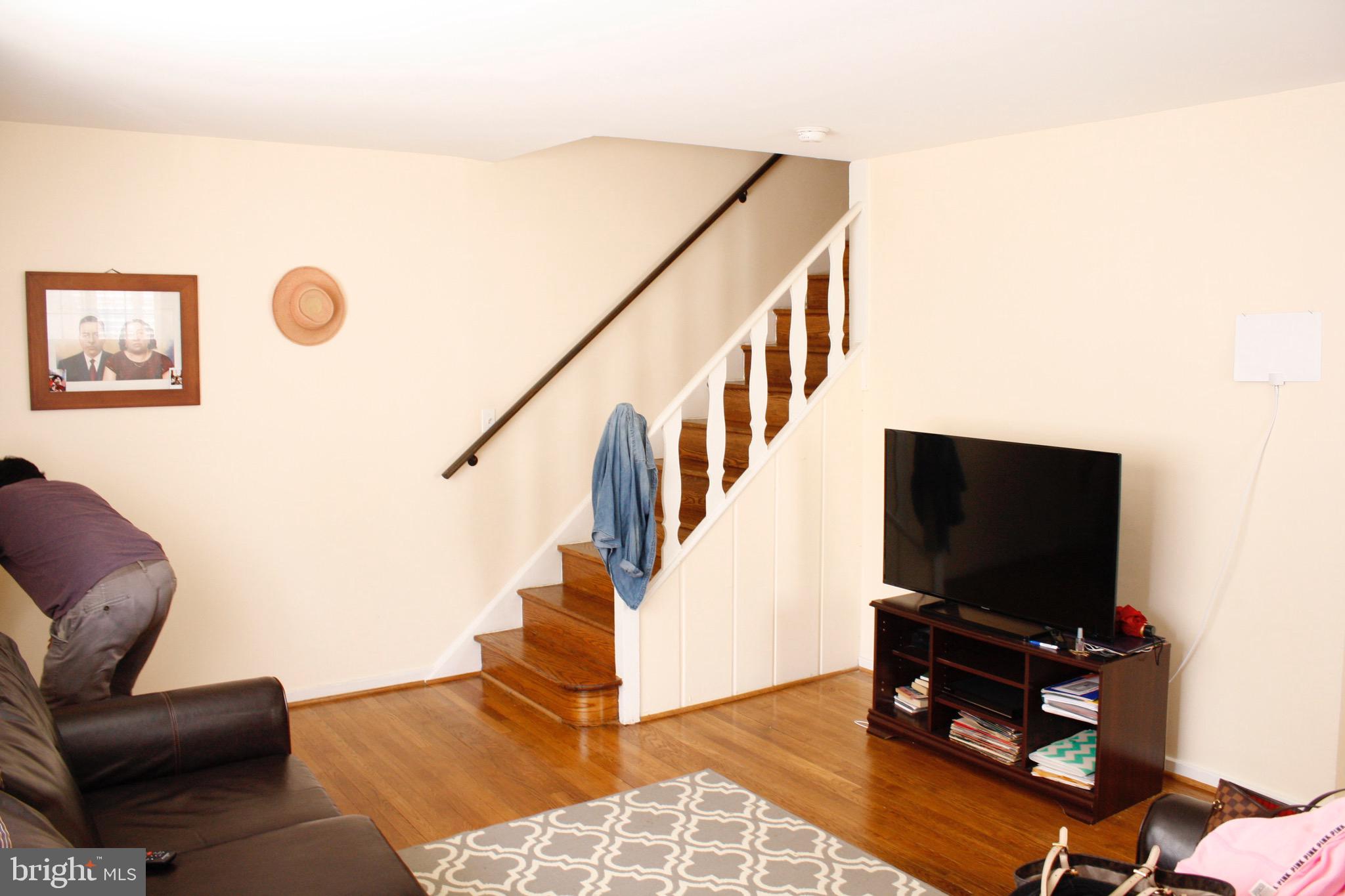 12214 Centerhill Street Silver Spring, MD 20902 - Photo 3 of 37 Gallery Image 3