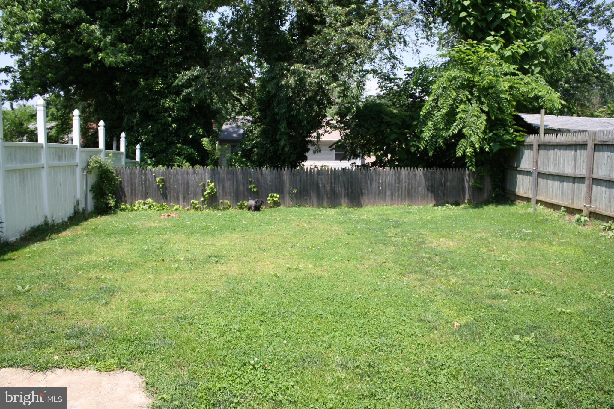 12214 Centerhill Street Silver Spring, MD 20902 - Photo 26 of 37 Gallery Image 26