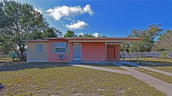 $1,350 | 421 Briarwood Lane, Spring Hill, FL 34606