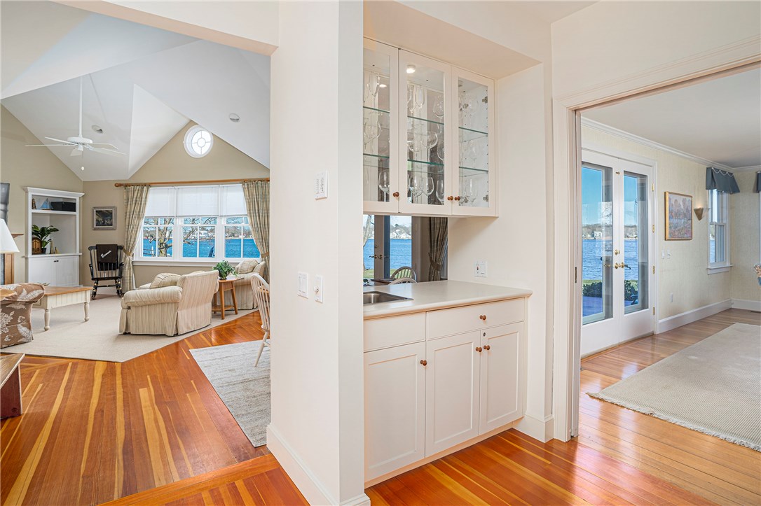 128 Adams Point Road Barrington, RI 02806 - Photo 11 of 33