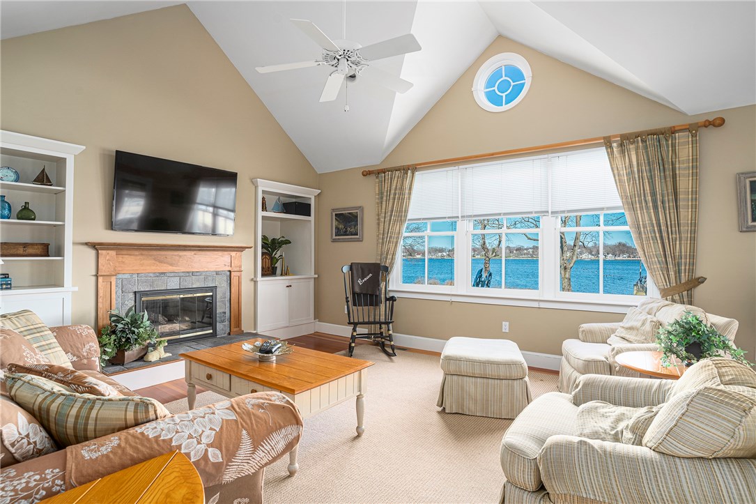 128 Adams Point Road Barrington, RI 02806 - Photo 15 of 33