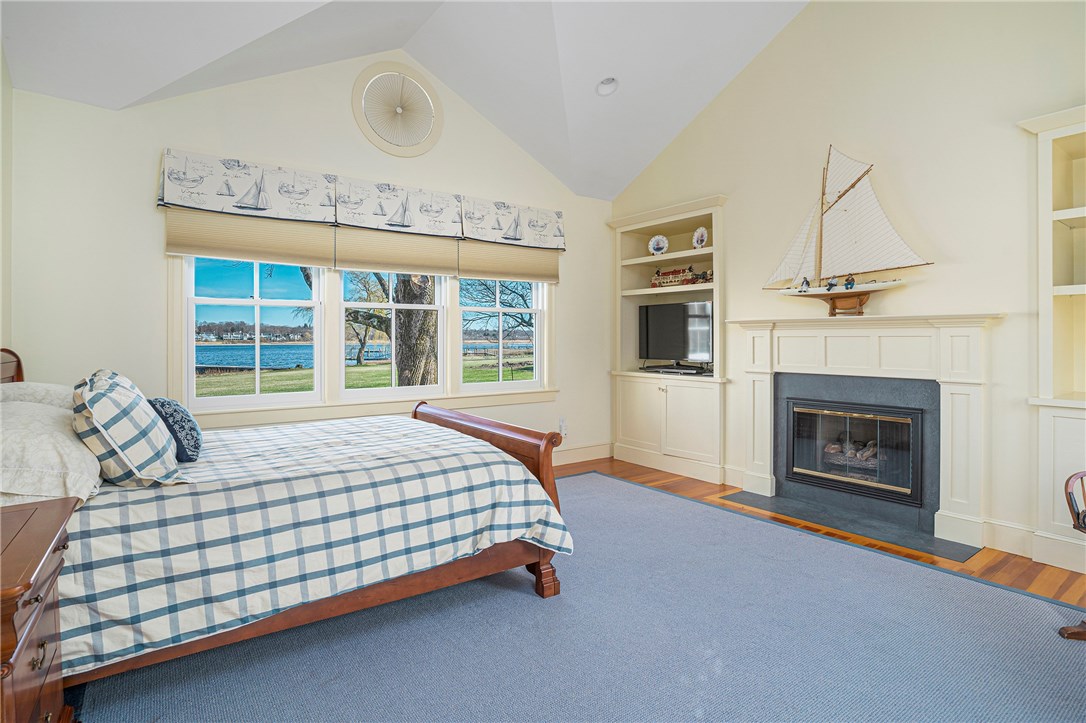 128 Adams Point Road Barrington, RI 02806 - Photo 18 of 33