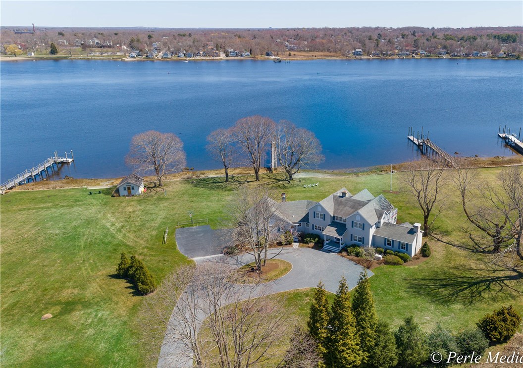 128 Adams Point Road Barrington, RI 02806 - Photo 32 of 33