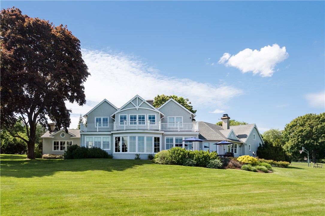 128 Adams Point Road Barrington, RI 02806 - Photo 5 of 33