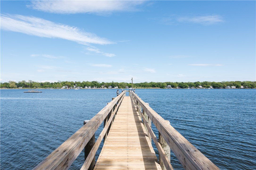 128 Adams Point Road Barrington, RI 02806 - Photo 6 of 33