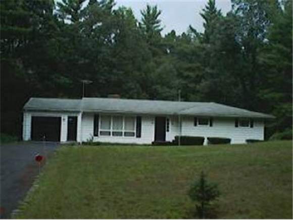 316 W Road Hampstead, NH 03841 - Photo 1 of 7 Gallery Image 1