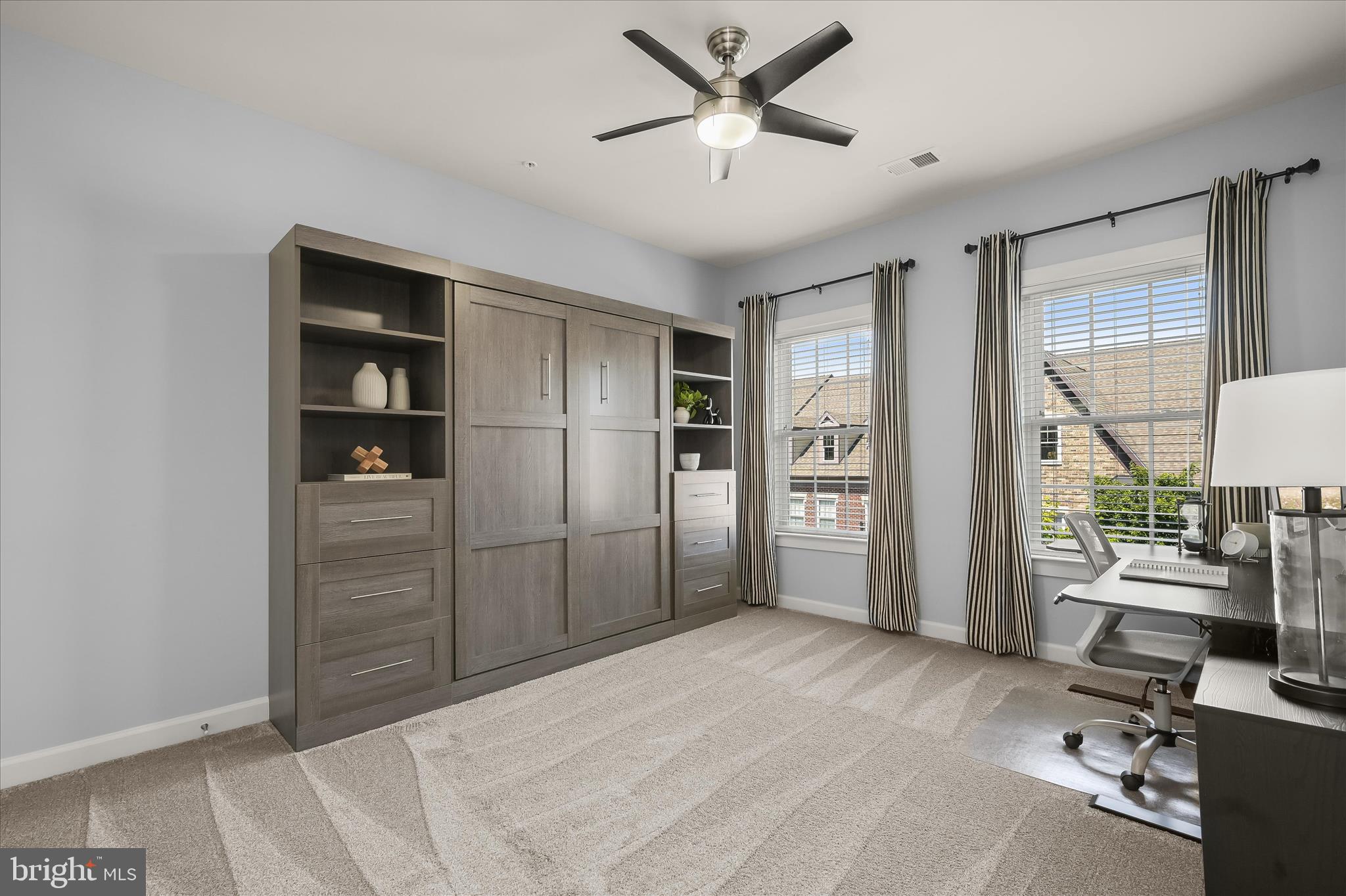 11285 Terrace Lane Fulton, MD 20759 - Photo 35 of 52 a view of a livingroom with a workspace