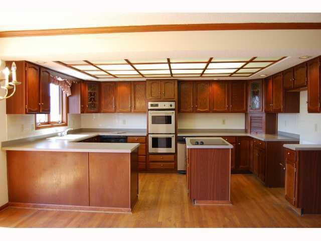12297 Charing Cross Road Carmel, IN 46033 - Photo 5 of 7 Gallery Image 5