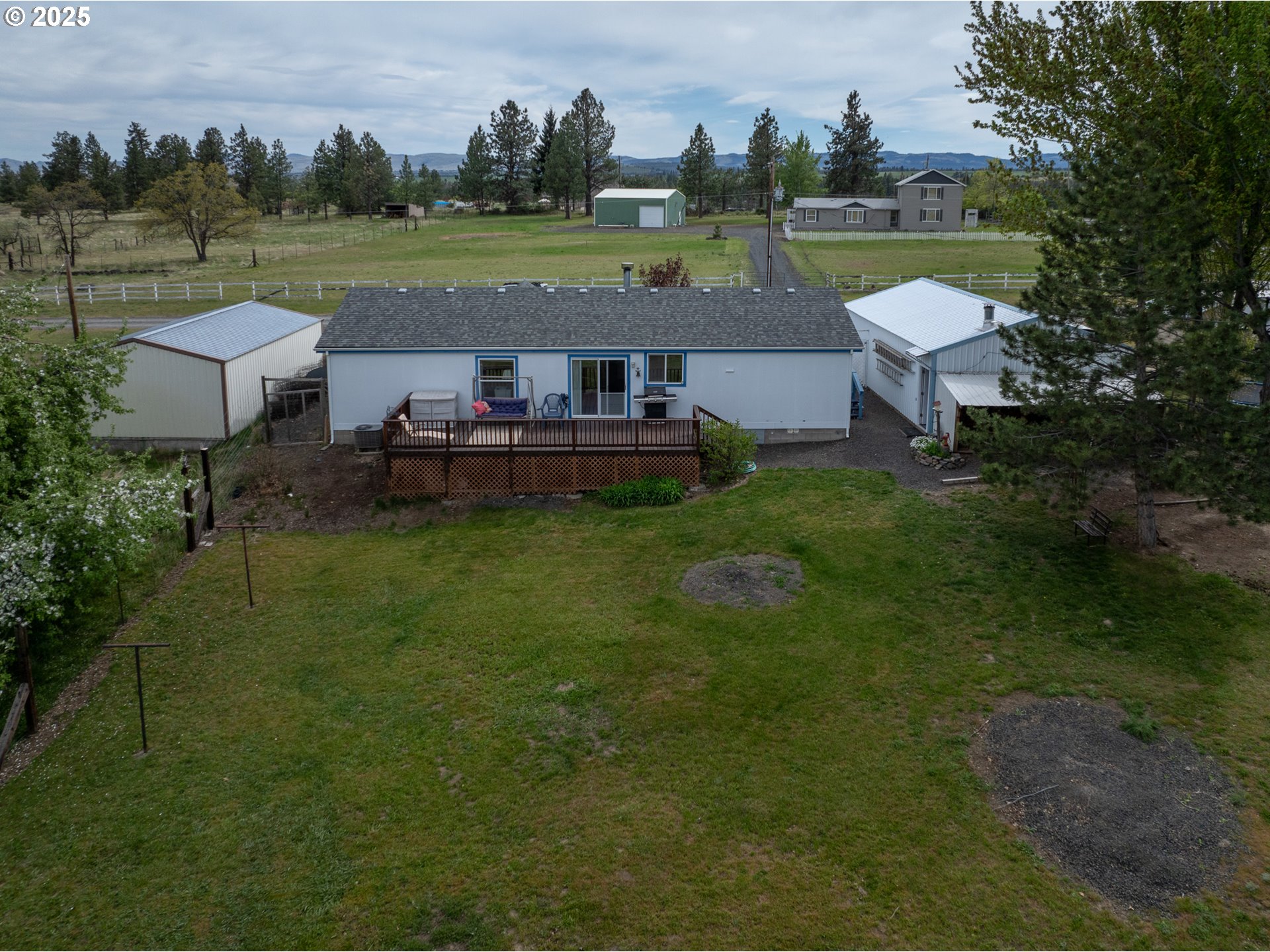 13 South Appleman Road Wamic, OR 97063 - Photo 6 of 27 Gallery Image 6