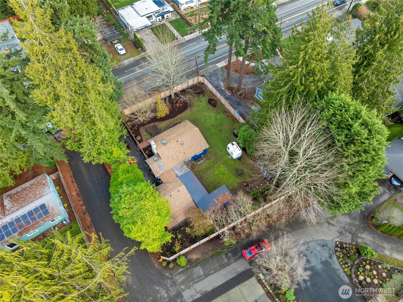 1018 Walnut Street Edmonds, WA 98020 - Photo 30 of 32 Gallery Image 30