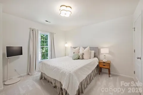 $1,190,000 | 5319 Piper Glen Drive, Charlotte, NC 28277