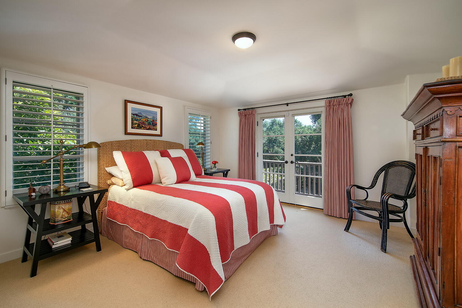 262 Santa Rosa Lane Montecito, CA 93108 - Photo 19 of 40 Upstairs Guest