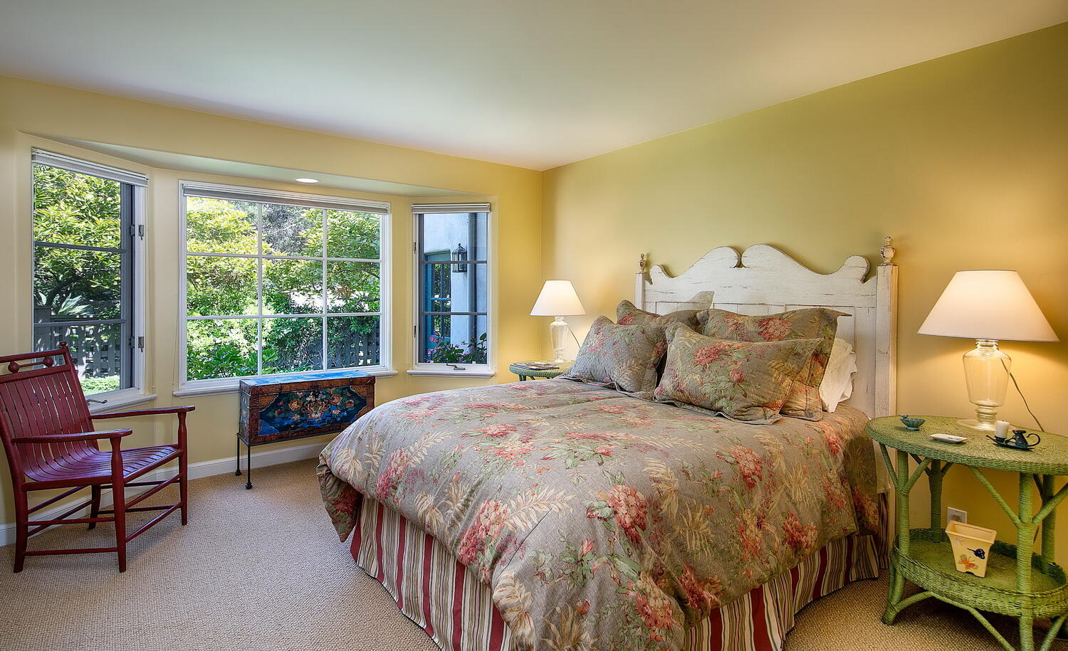 262 Santa Rosa Lane Montecito, CA 93108 - Photo 20 of 40 Guest Downstairs