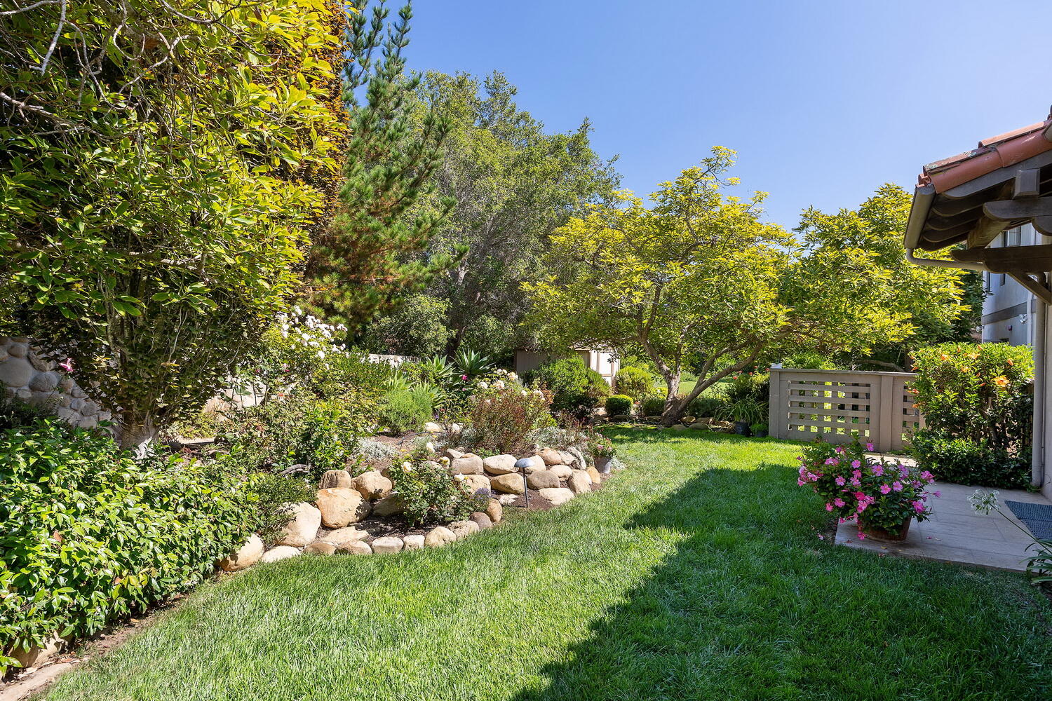 262 Santa Rosa Lane Montecito, CA 93108 - Photo 36 of 40 36