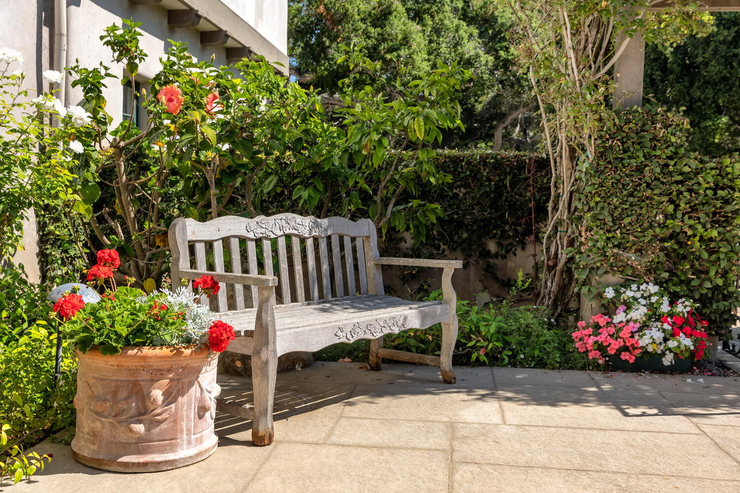 262 Santa Rosa Lane Montecito, CA 93108 - Photo 8 of 40 08