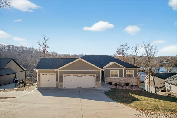 $1,250,000 | 926 Fontana Lane, Linn Creek, MO 65052