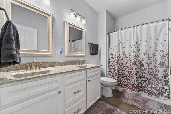 $1,250,000 | 926 Fontana Lane, Linn Creek, MO 65052