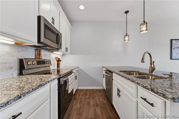 $1,250,000 | 926 Fontana Lane, Linn Creek, MO 65052