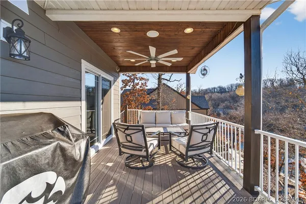 $1,250,000 | 926 Fontana Lane, Linn Creek, MO 65052