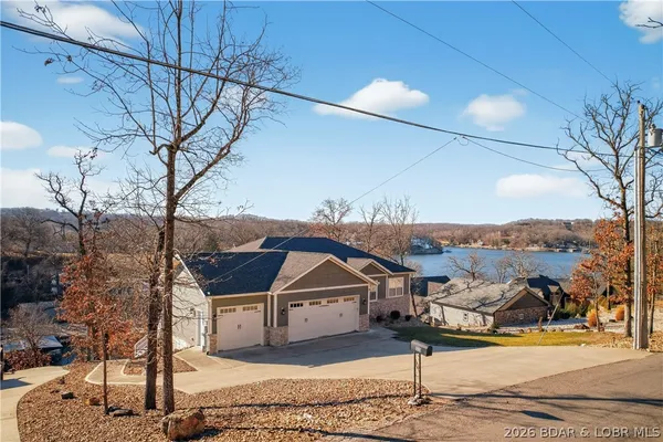 $1,250,000 | 926 Fontana Lane, Linn Creek, MO 65052