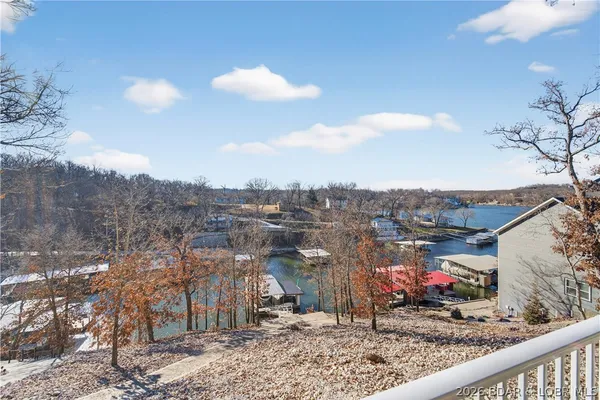 $1,250,000 | 926 Fontana Lane, Linn Creek, MO 65052