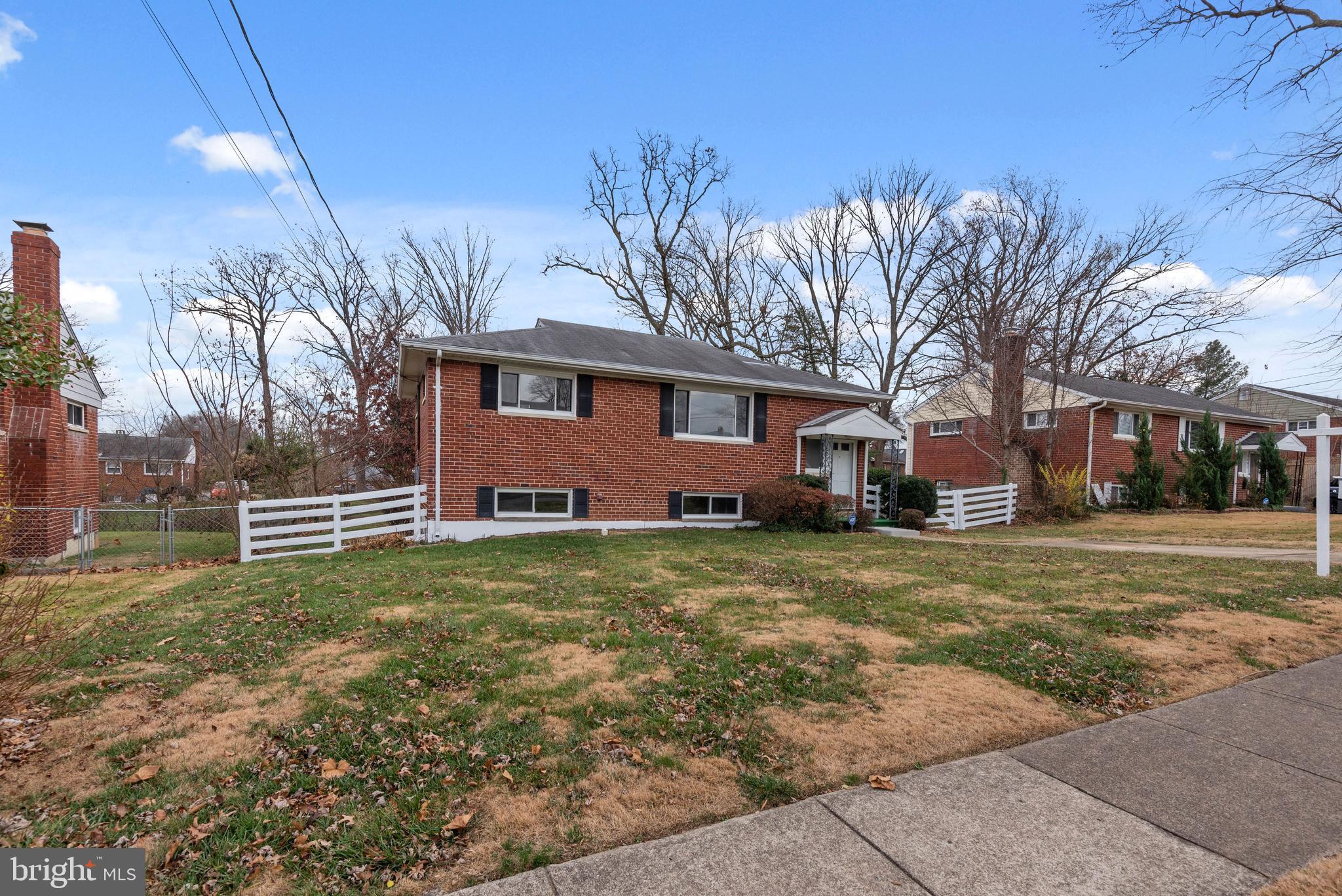 5803 Ash Drive Springfield, VA 22150 - Photo 2 of 35