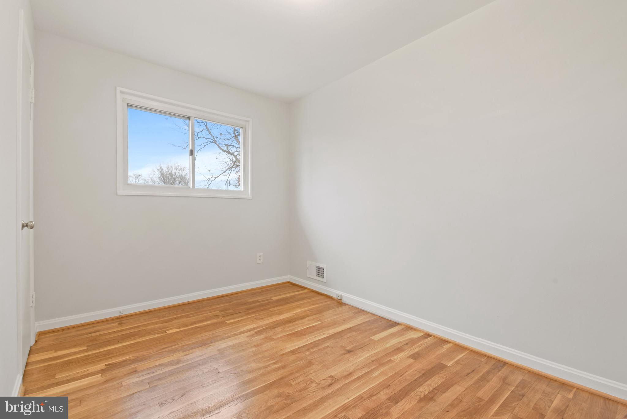 5803 Ash Drive Springfield, VA 22150 - Photo 17 of 35