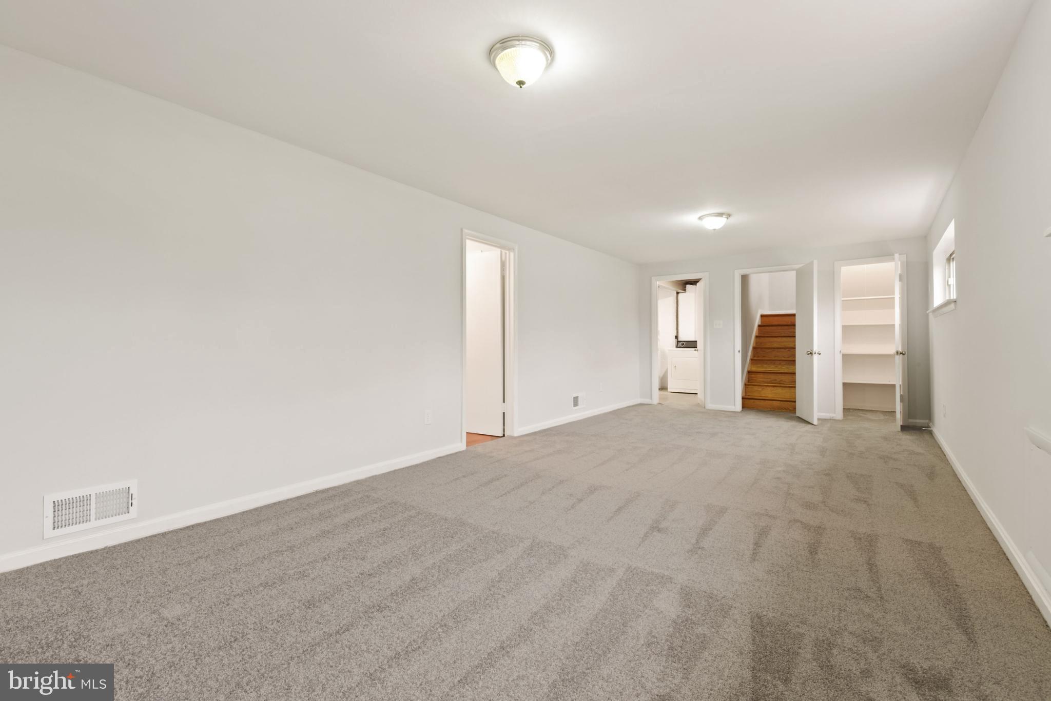 5803 Ash Drive Springfield, VA 22150 - Photo 22 of 35