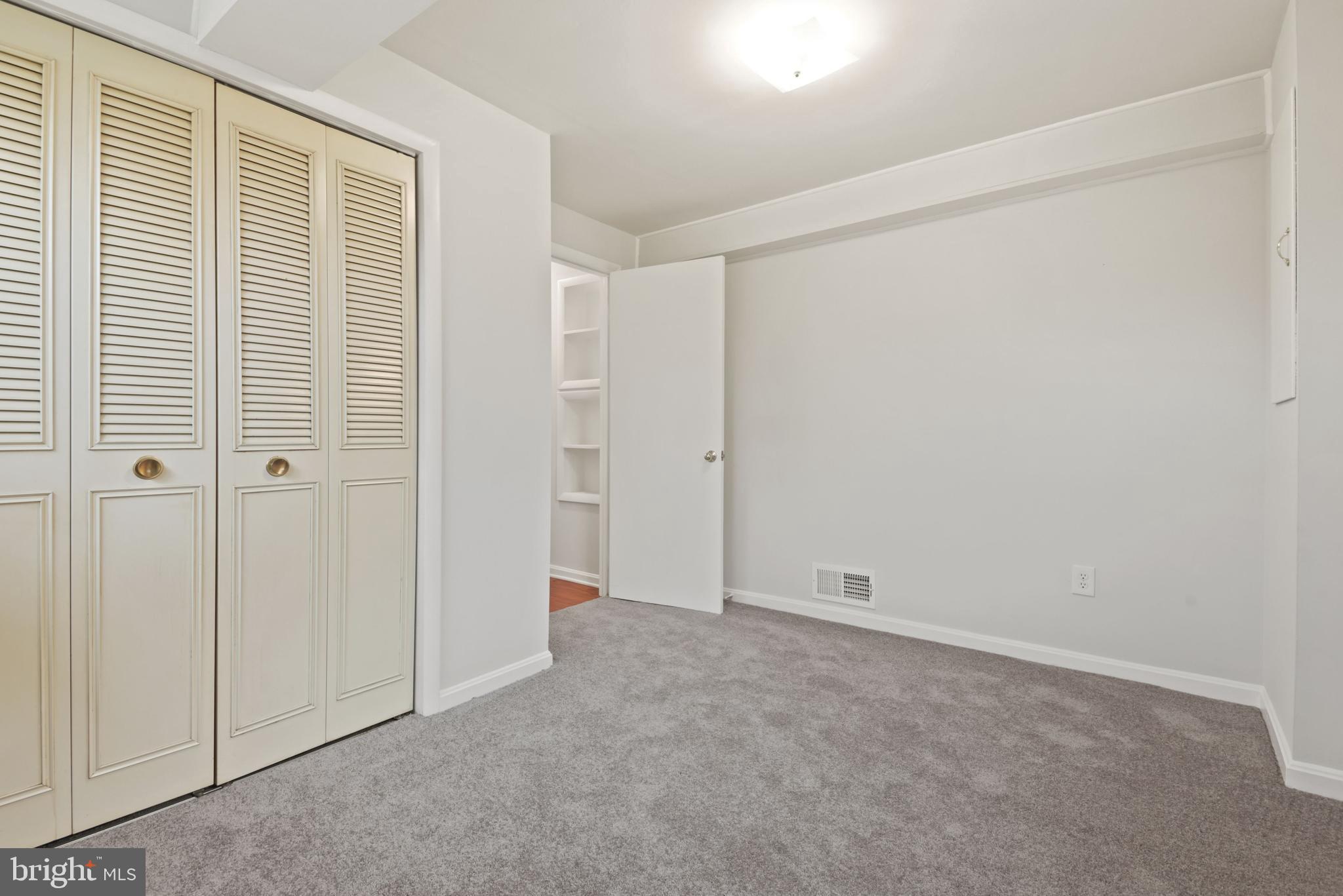 5803 Ash Drive Springfield, VA 22150 - Photo 25 of 35