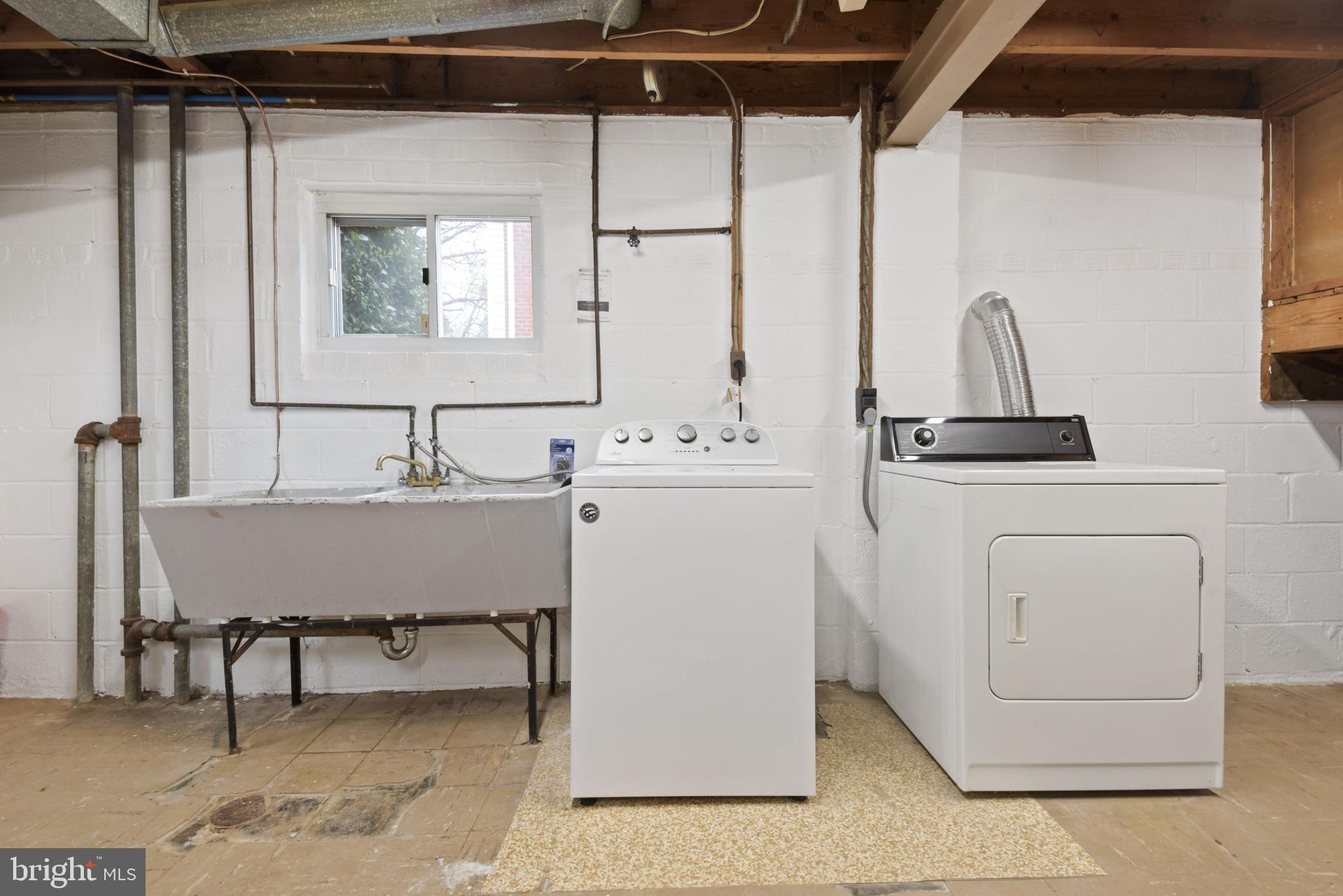 5803 Ash Drive Springfield, VA 22150 - Photo 29 of 35