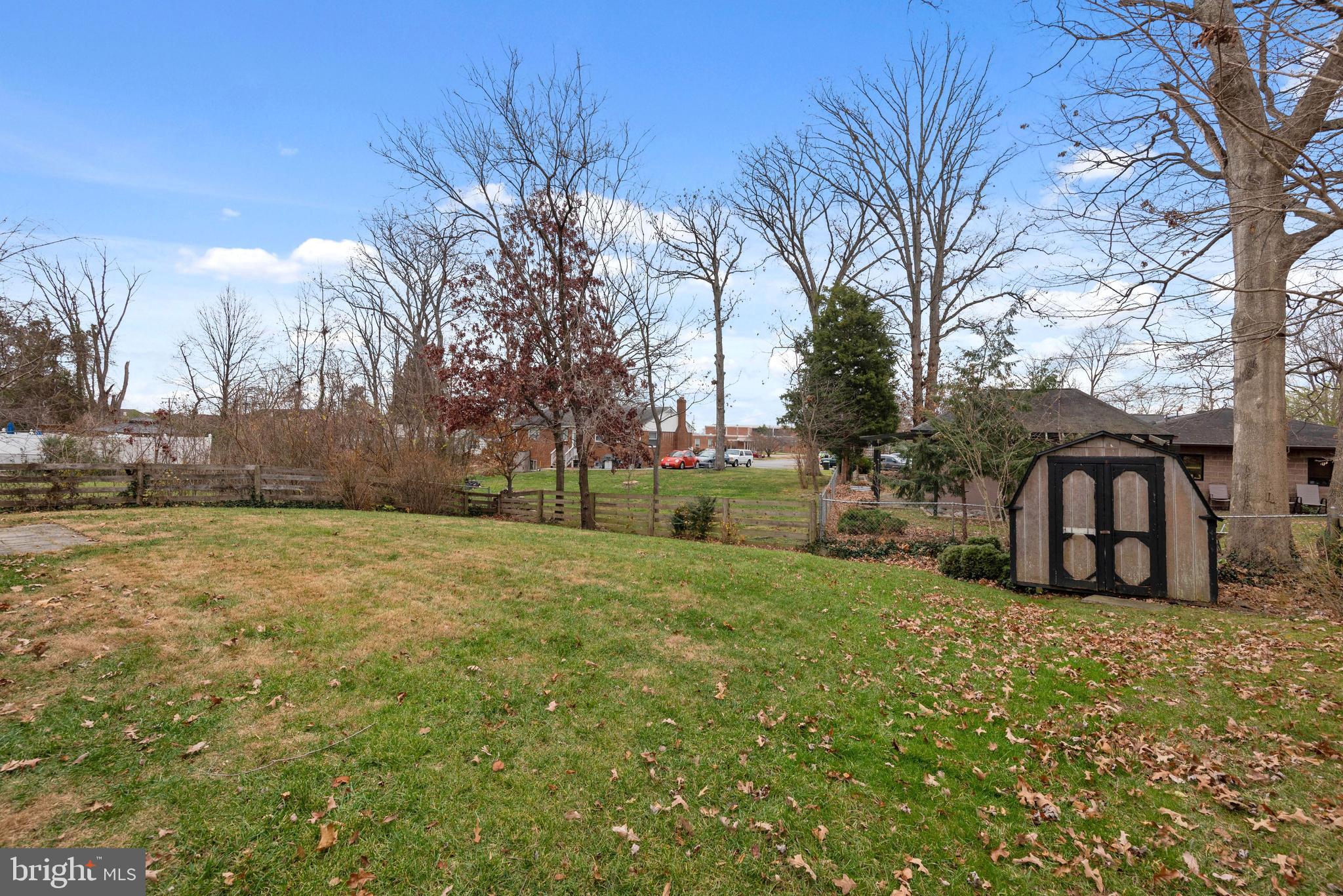 5803 Ash Drive Springfield, VA 22150 - Photo 32 of 35