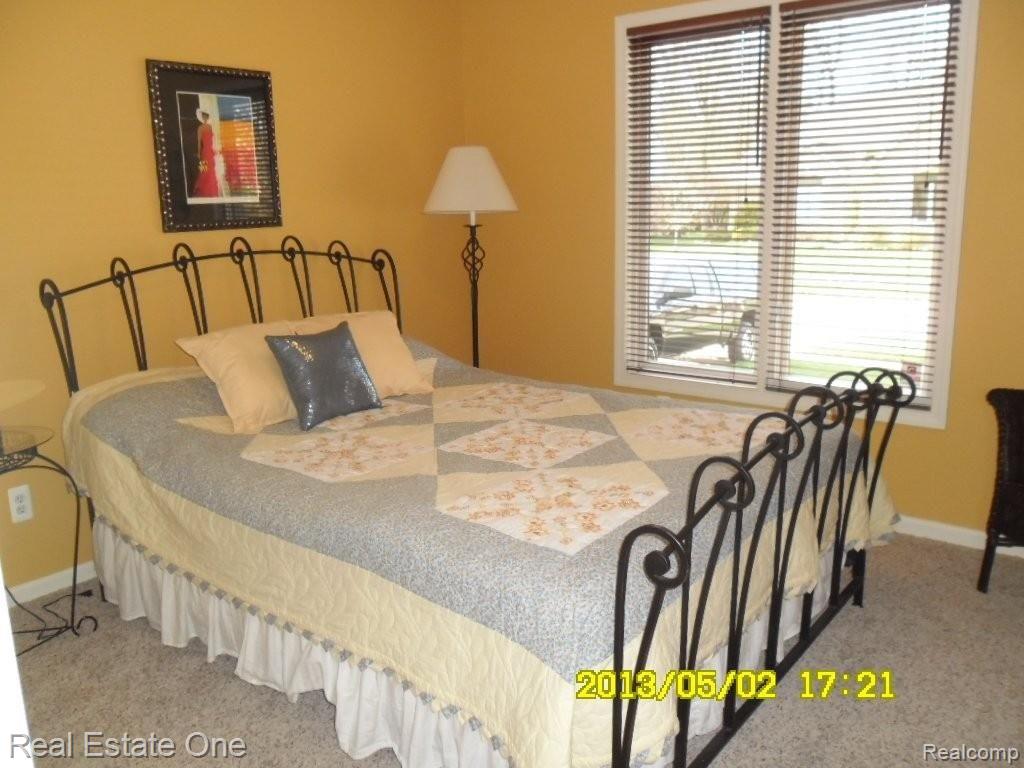 1574 Nadine Rochester, MI 48307 - Photo 12 of 19 Bedroom # 4