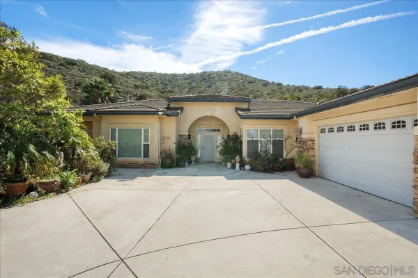 $1,800,000 | 8861 Diamondback Drive, Santee, CA 92071