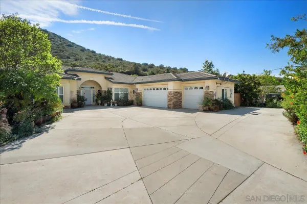 $1,800,000 | 8861 Diamondback Drive, Santee, CA 92071