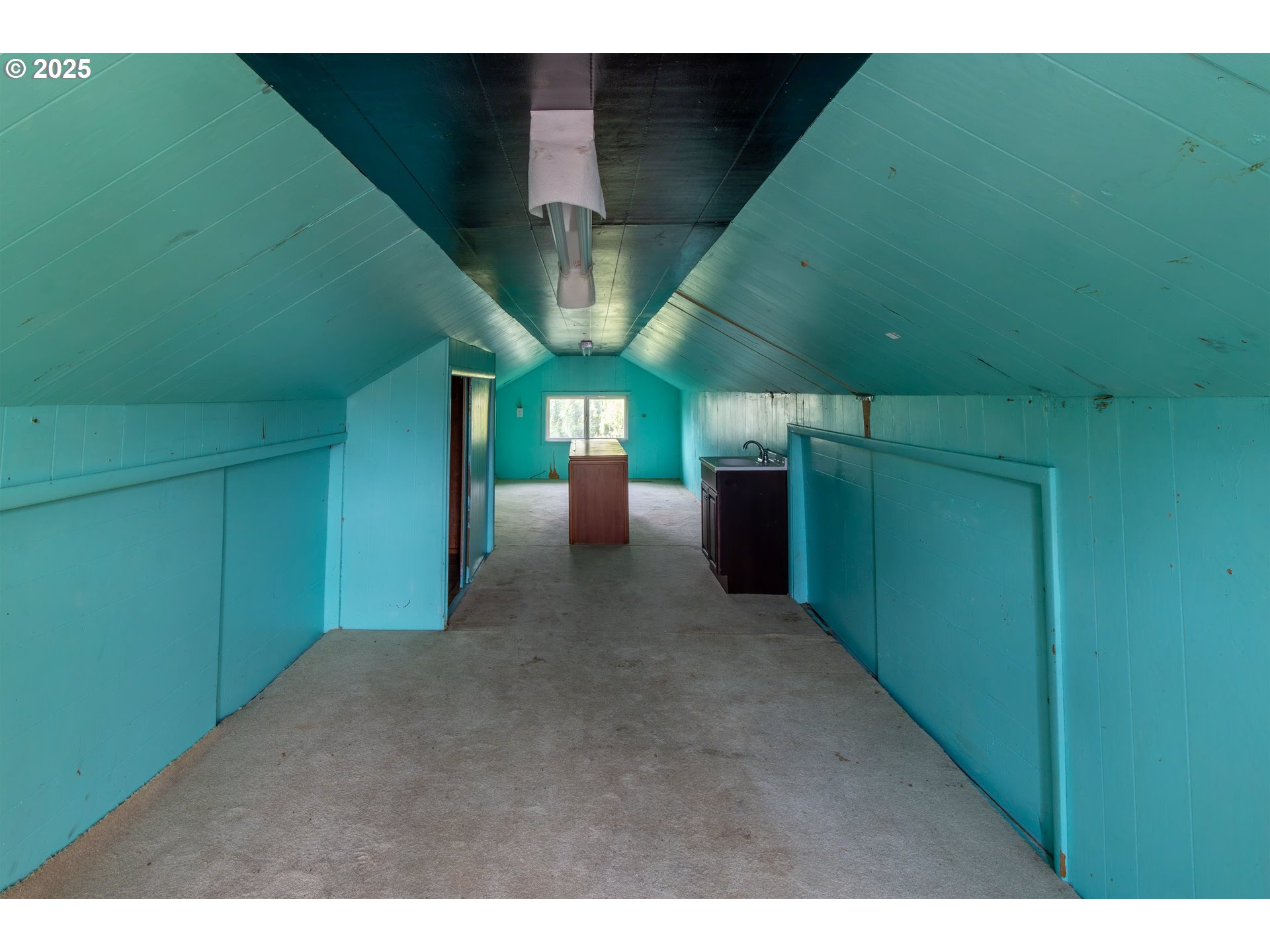 655 6th Street Myrtle Point, OR 97458 - Photo 14 of 31 a view of a hallway with stairs