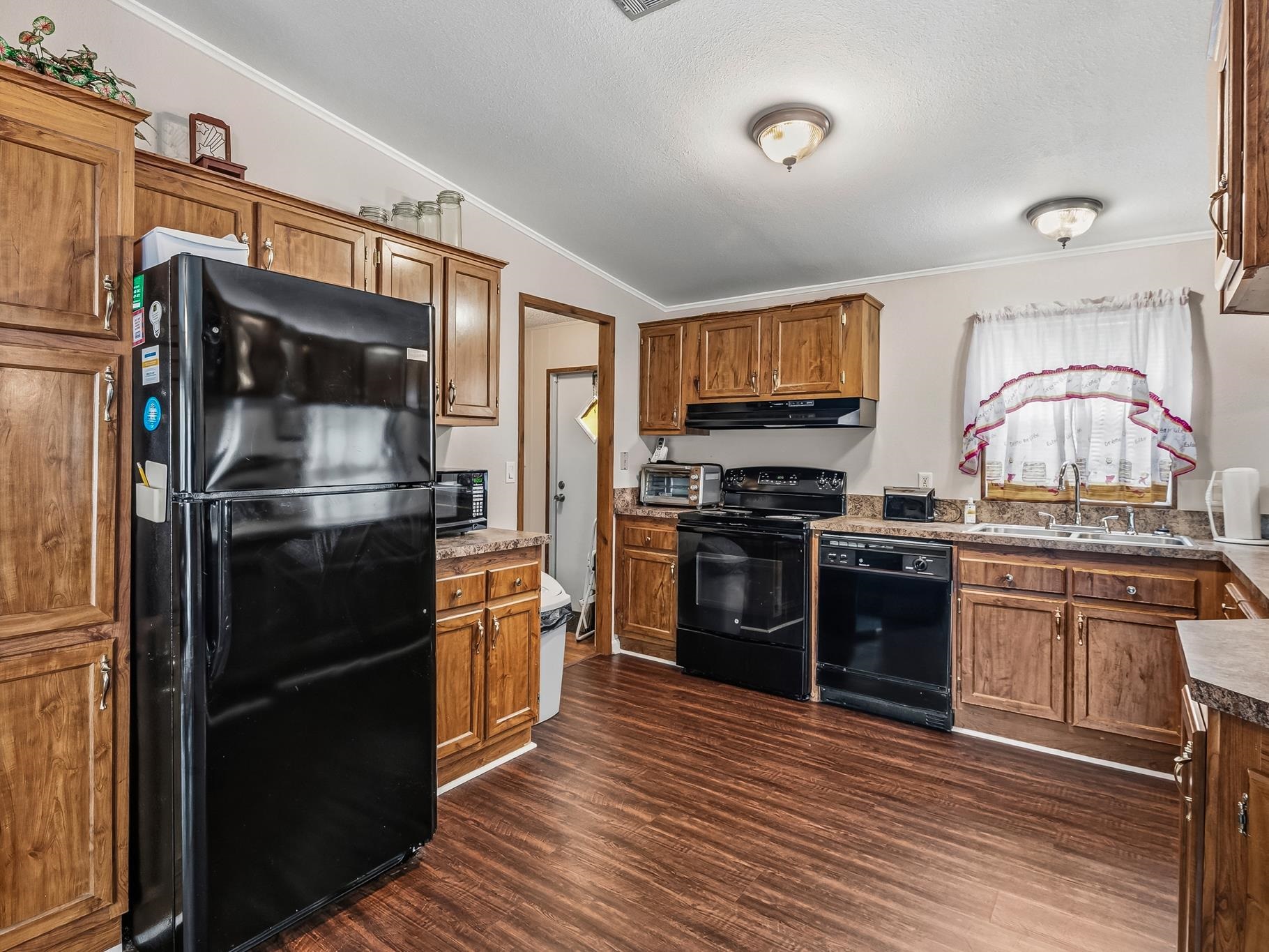 1121 Oak Ridge Road West Tallahassee, FL 32305 - Photo 15 of 51 Gallery Image 15