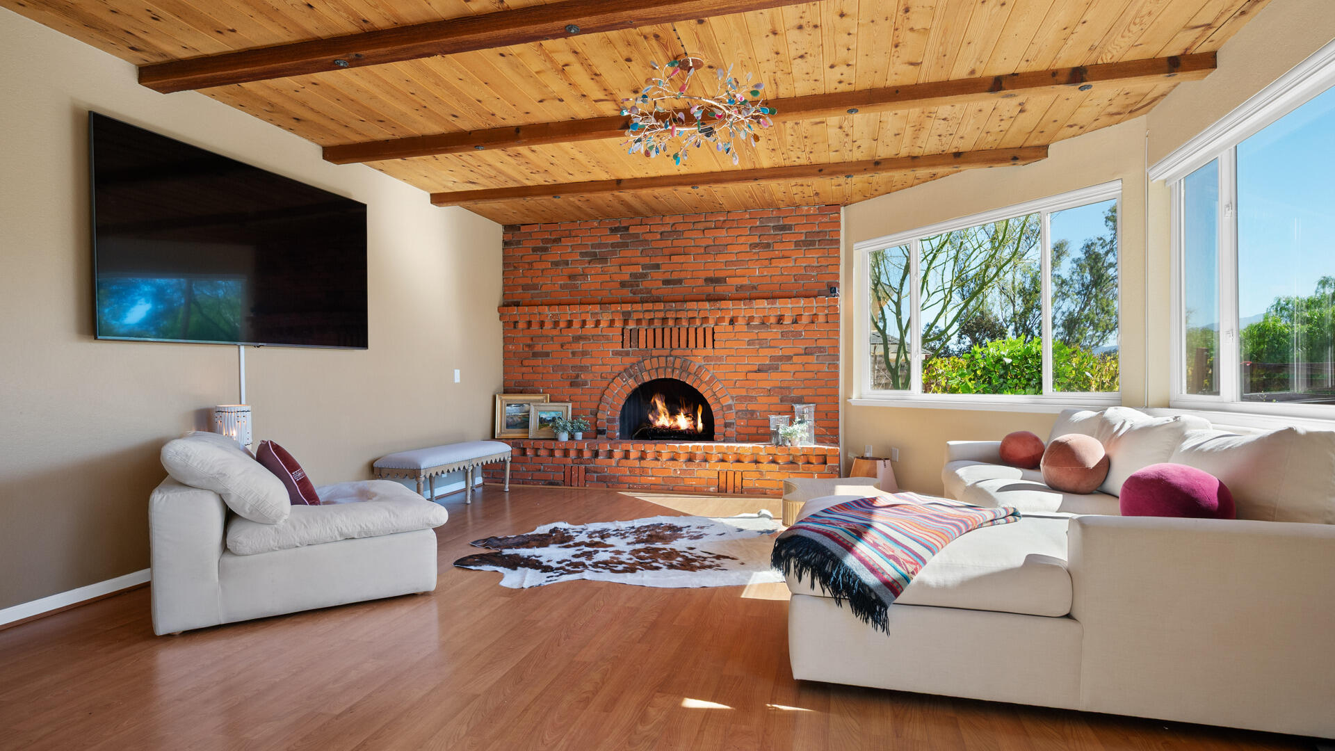 578 Pine Street Solvang, CA 93463 - Photo 8 of 47 578-pine-street-solvang-ca-6